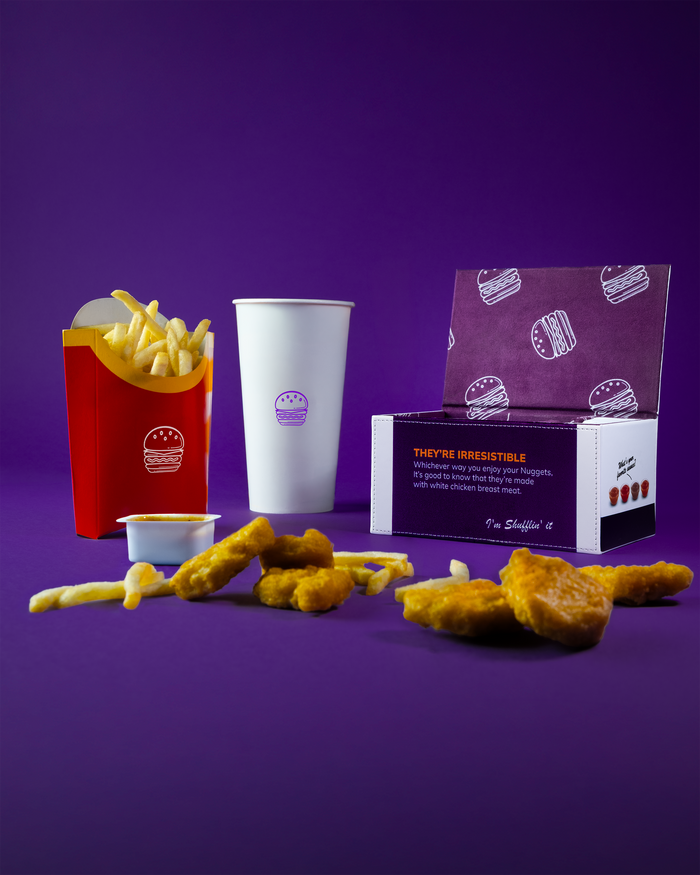 20 Chicken Nuggets Deckbox - sleevechief