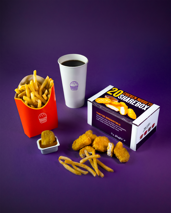 20 Chicken Nuggets Deckbox - sleevechief
