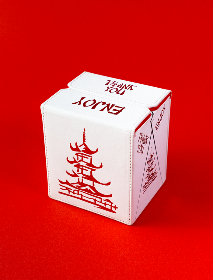 China To Go! Deckbox - sleevechief