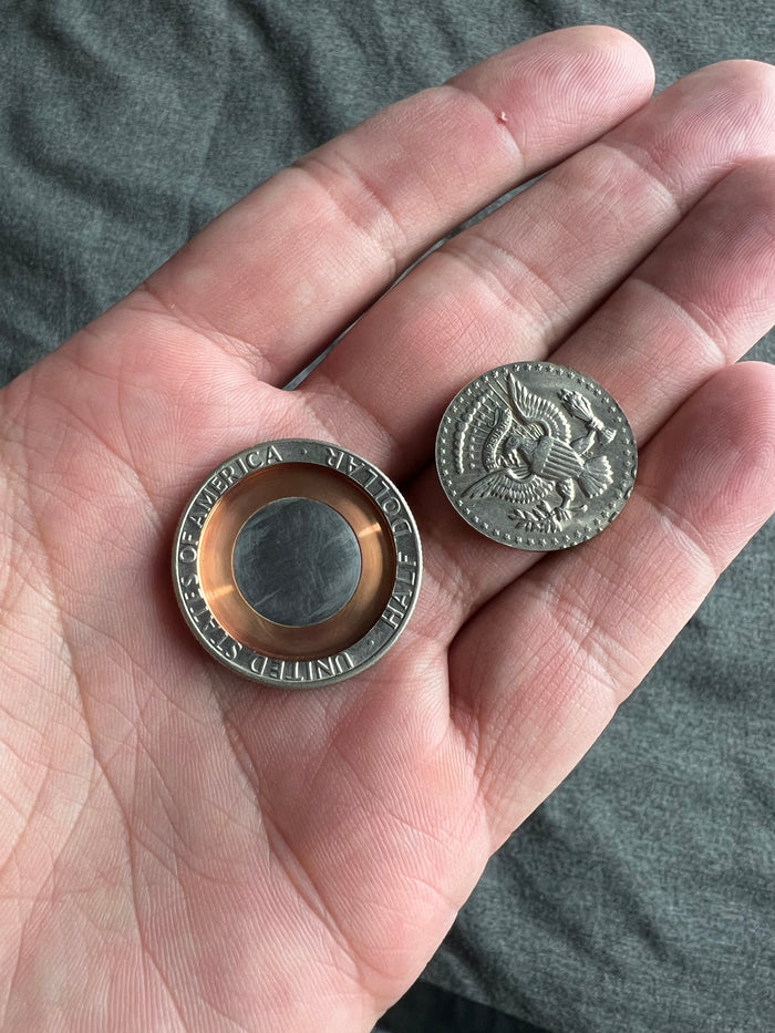 Coin Unique by Eddie Gibson