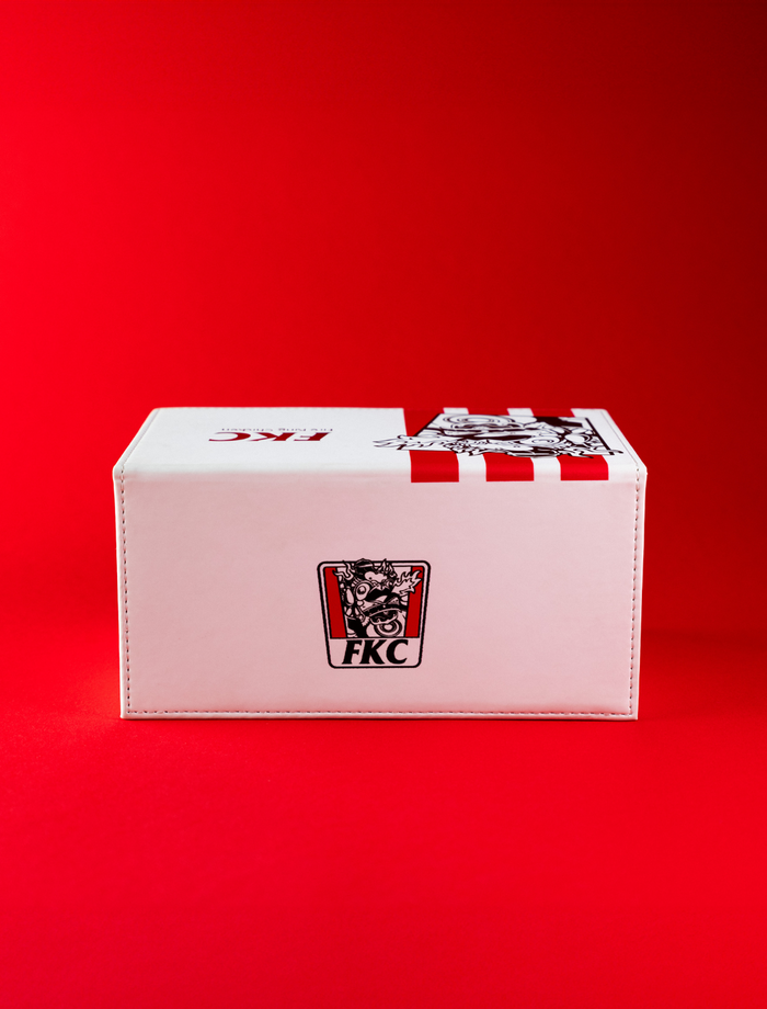 FKC Deckbox - sleevechief