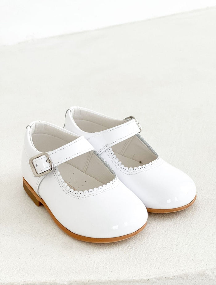 Girls White Mary Jane Buckle Shoe