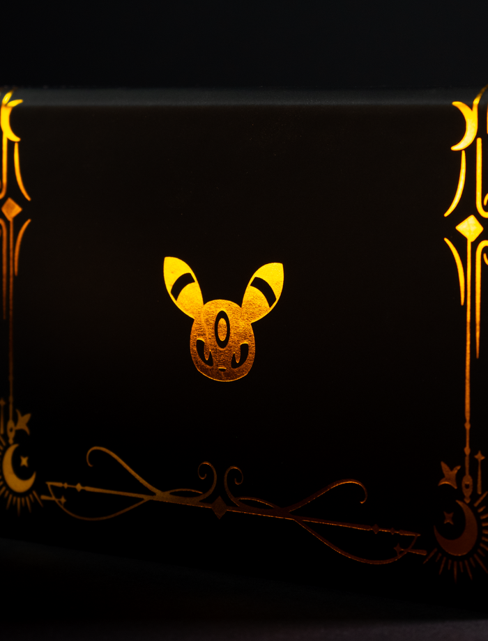 Lunar Shadow Golden Dawn Deckbox - sleevechief