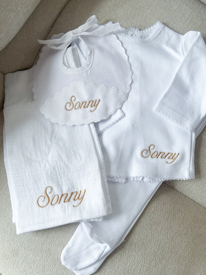 New Baby Unisex - White Personalised Gift Set