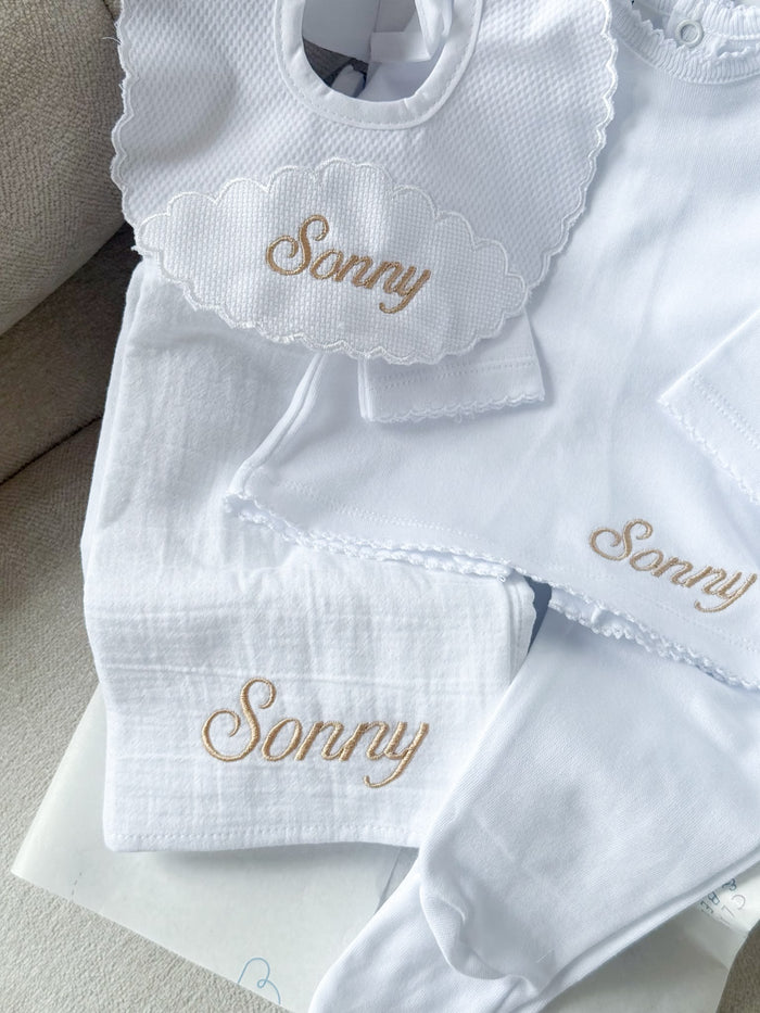 New Baby Unisex - White Personalised Gift Set