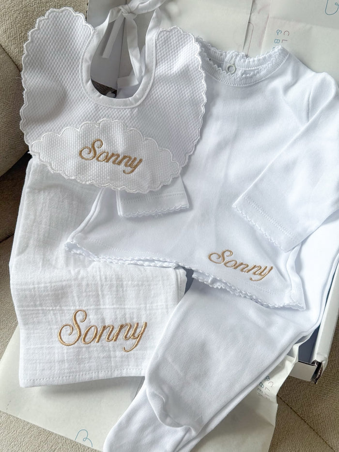 New Baby Unisex - White Personalised Gift Set