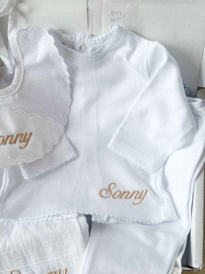 New Baby Unisex - White Personalised Gift Set
