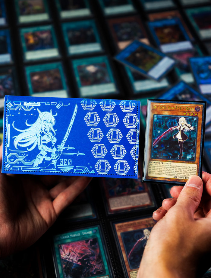 Sky Strikers Version 1 - Deckbox - sleevechief