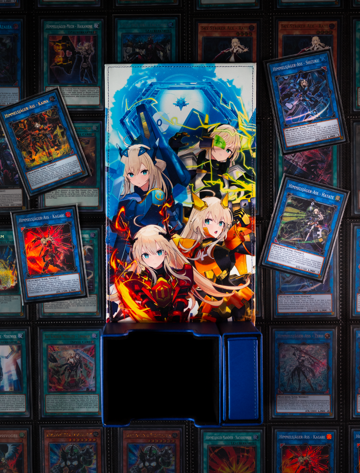Sky Strikers Version 1 - Deckbox - sleevechief