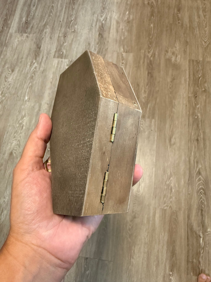 The SPIRIT COFFIN